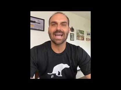 Eduardo Bolsonaro e os advogados de Lula