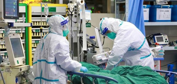 Brasil ultrapassa 330 mil mortes por Covid