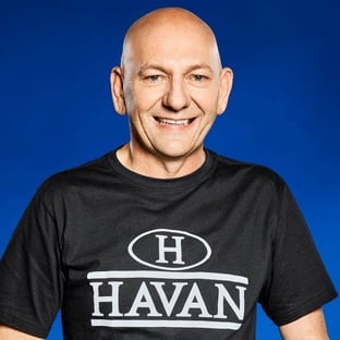 Luciano Hang vai a Brasília para que empresas possam comprar vacinas de imediato