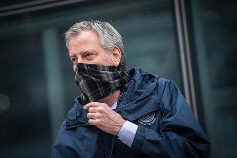 “Mande seu marido se vacinar também para que deixe de ser um perigo para outras pessoas”