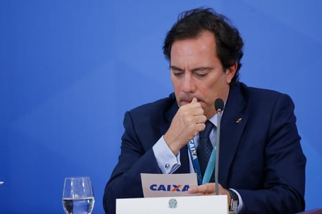 MP pede investigação para apurar acúmulo de cargos de Pedro Guimarães na Caixa