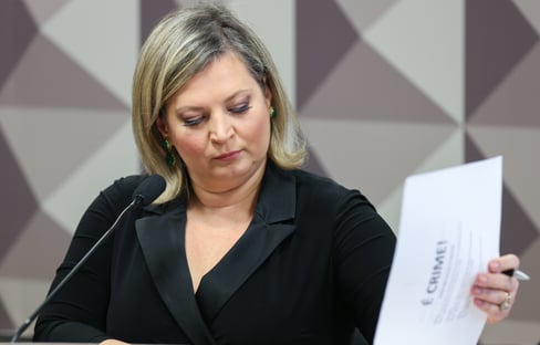 Saída de Joice da liderança do PSL atende a bolsonaristas e bivaristas