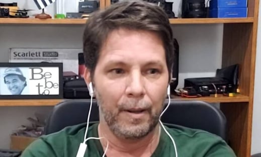 Governo federal não tem obrigação de bancar marmanjo, diz Mario Frias