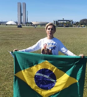 Cristiane Brasil se entrega à polícia do Rio