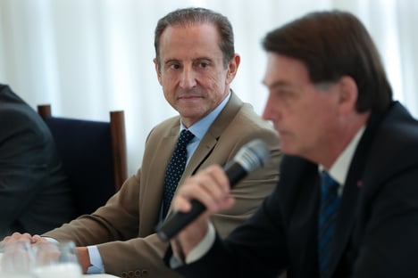 Bolsonaro discute com Skaf e França envio de ajuda a Beirute