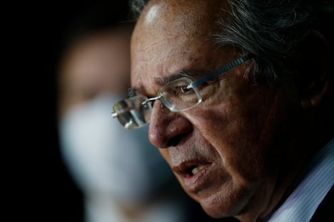 Guedes define meta fiscal com déficit de R$ 247 bilhões para 2021