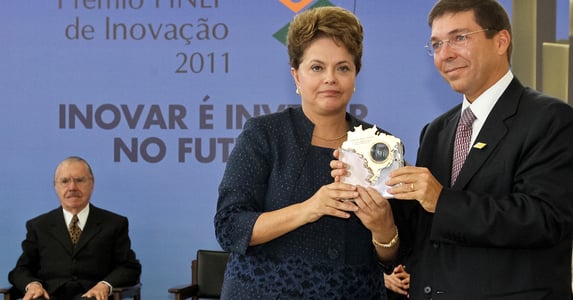 Comissão da Anistia nega pedido de indenização de Dilma no valor de R$ 10,7 mil ao mês