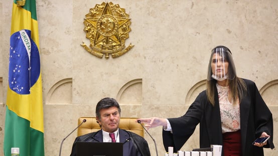 STF retoma trabalhos em solenidade presencial