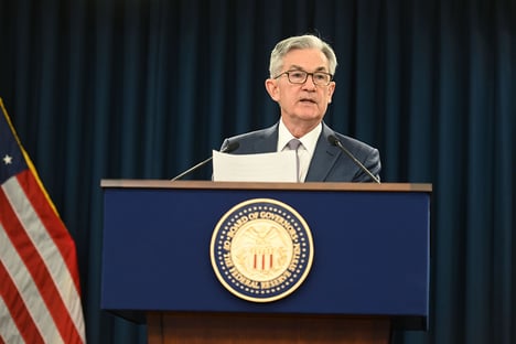 Fed mantém taxa de juros nos EUA próxima de zero, sem sinal de alta