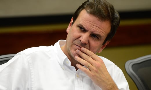 Após Freixo convidar César Maia para ser vice, Paes cita promessa de apoio de Rodrigo