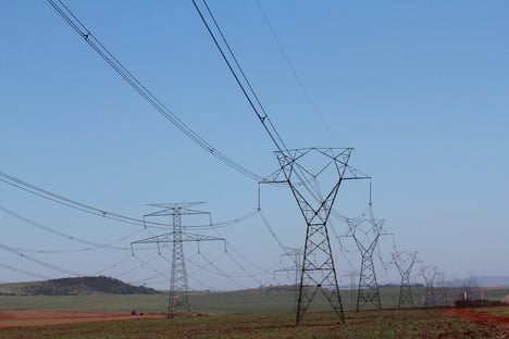 Rússia deixa de fornecer energia para a Finlândia