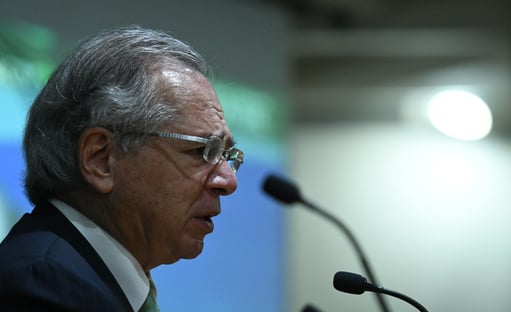 Cármen Lúcia solicita que PGR se manifeste sobre pedido de impeachment de Guedes