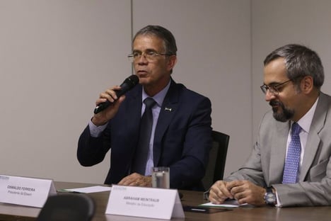 General que comanda estatal se mostra preocupado com a pandemia e defende vacina
