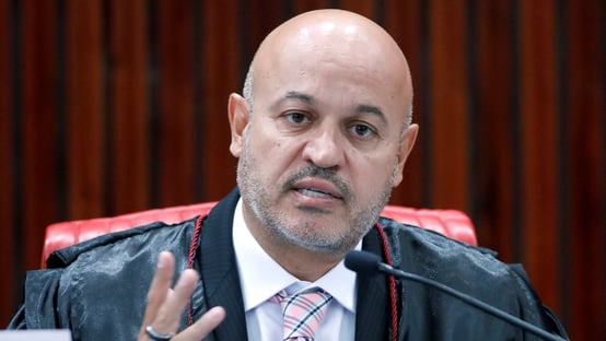 Vice-procurador-geral eleitoral pede demissão uma semana após sugerir multar Bolsonaro