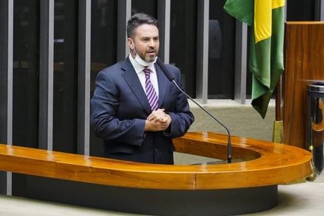 “Vetar o aumento do fundo para 2022 passa a ser obrigação moral”
