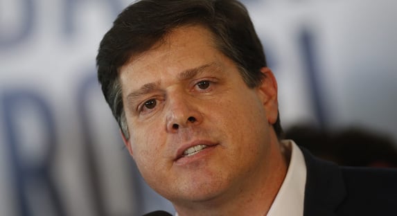 MDB diz que “traidor da Constituição é traidor da Pátria”