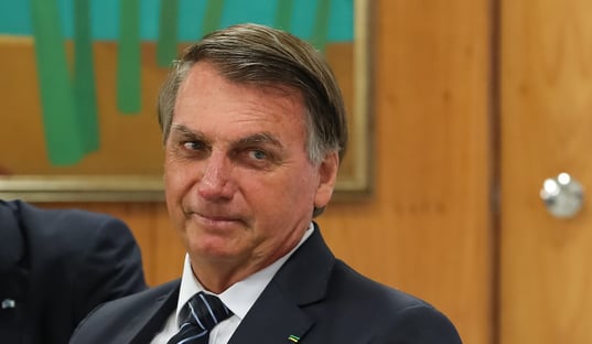 Empresariado pressiona governo por vacinas e critica falta de organização