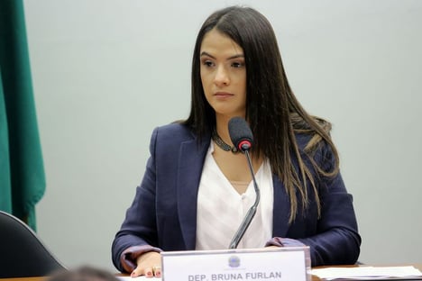 “Não é momento de falar em impeachment”, diz vice-presidente do PSDB