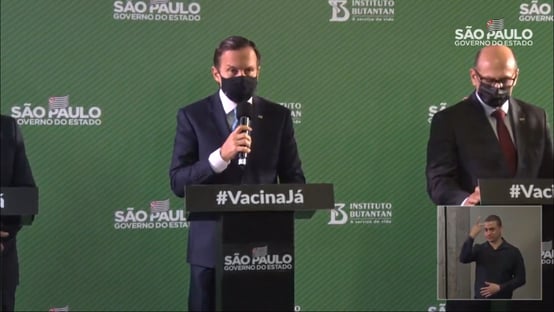 Coronavac em 25 de janeiro – ou “ainda antes”