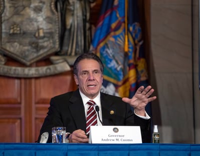 Governador de NY assediou 11 mulheres, diz investigação; ele nega