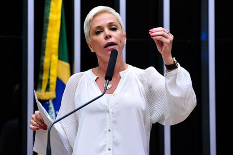 Filha de Jefferson cobra Bolsonaro após prisão: “O bonito não faz nada?”