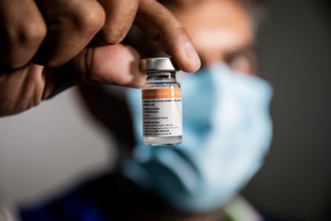 Estudo abre debate sobre terceira dose da Coronavac