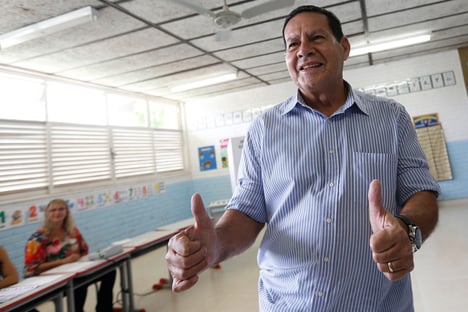 Mourão diz que não vai haver levante bolsonarista em 2022