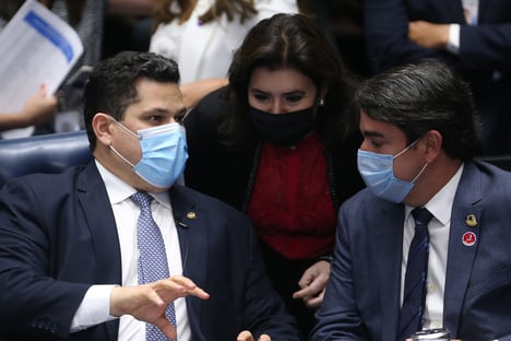 Simone acusa Alcolumbre de “abuso de poder”