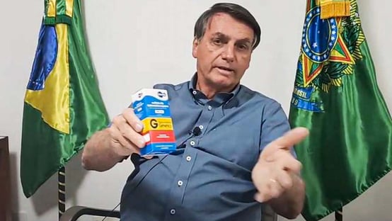 Bolsonaro é “o principal responsável” pelos erros durante a pandemia, diz relatório de Renan