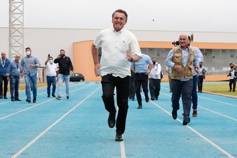 Bolsonaro não fala na Cúpula de Saúde do G20 e Brasil vai para o fim da fila