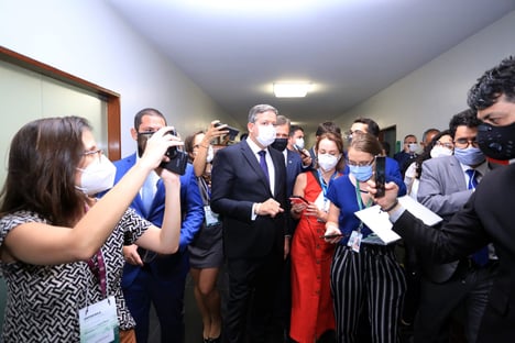 Nove partidos vão ao STF para sustar ato de Arthur Lira