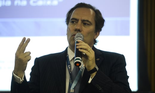Ministério Público do Trabalho notifica presidente da Caixa por flexões de executivos
