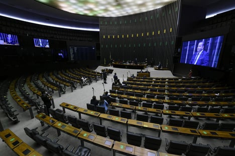 Deputados da esquerda querem fim do Bolsolão; bolsonarista critica decisão de Rosa