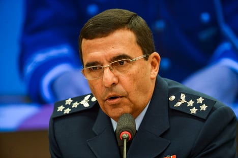 A entrevista do chefe da Aeronáutica foi o terceiro erro em série dos militares