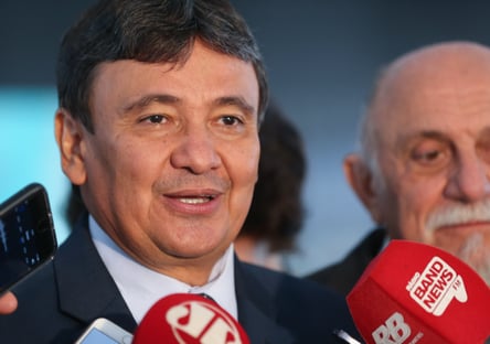 Em carta, governadores pedem vacinas, prevenção e leitos de UTI