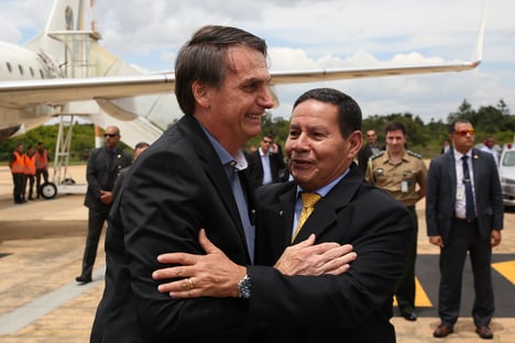 Mourão acredita que Bolsonaro ultrapassará Lula nas pesquisas antes de julho