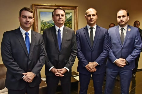 PDT vai ao TSE contra aplicativo de Jair Bolsonaro