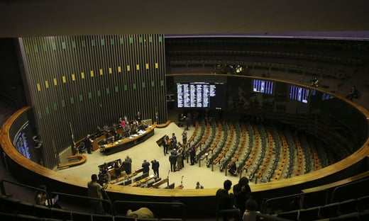 Novo e Psol criticam aumento de R$ 4 bilhões no fundo de campanha política