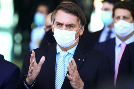 Viva o quadrilhão