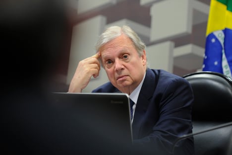 Crusoé: Tasso está animado para ser vice de Tebet