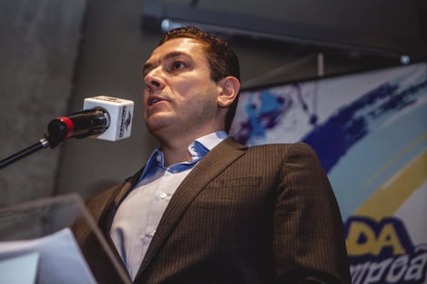 Diretor da PF comprou e quitou em um ano imóvel de luxo em Miami, diz site