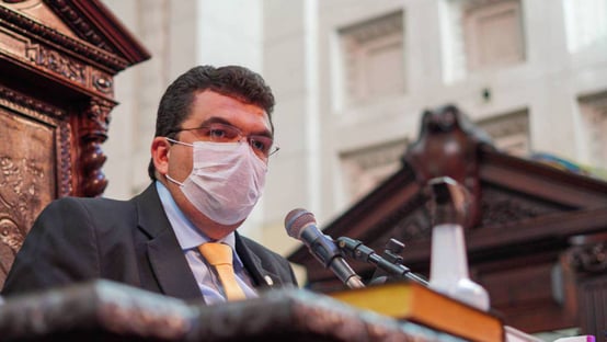 5 x 0 – Deputado Chico Machado vota a favor do impeachment de Witzel