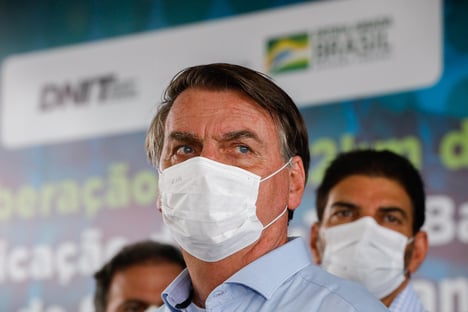 Reportagem da Nature diz que governo Bolsonaro agiu contra a ciência e piorou pandemia