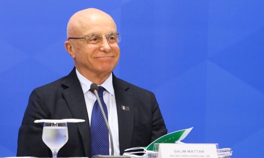Em resposta a federação bolsonarista, 200 empresários lançam manifesto pela democracia