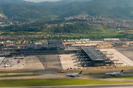 Prefeito de Guarulhos defende fechamento de aeroporto por 15 dias
