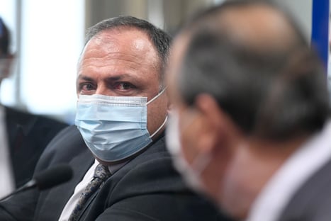 Exército diz à CPI que não tem relatórios de inteligência sobre Pazuello e ex-assessores