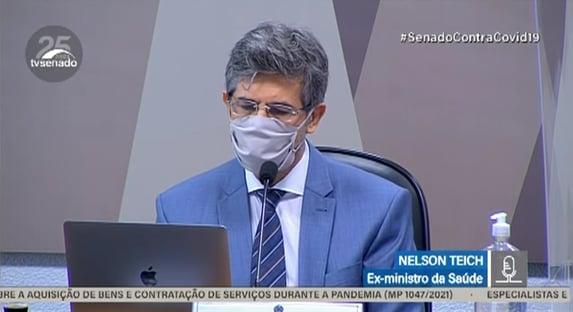 Teich: “Coletivas estavam assumindo tom político muito forte”