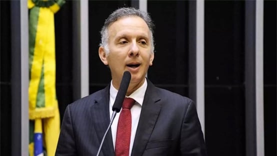 “Reforma do IR é combinação de mediocridade, insensatez e vaidade”, diz Aguinaldo Ribeiro