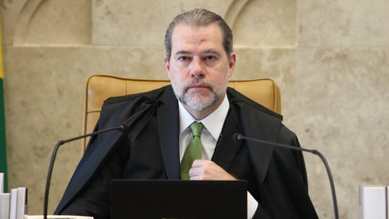 Toffoli nega pedido para obrigar Bolsonaro a desbloquear site no Twitter