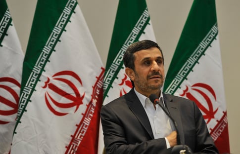 Irã veta candidatura presidencial de Ahmadinejad